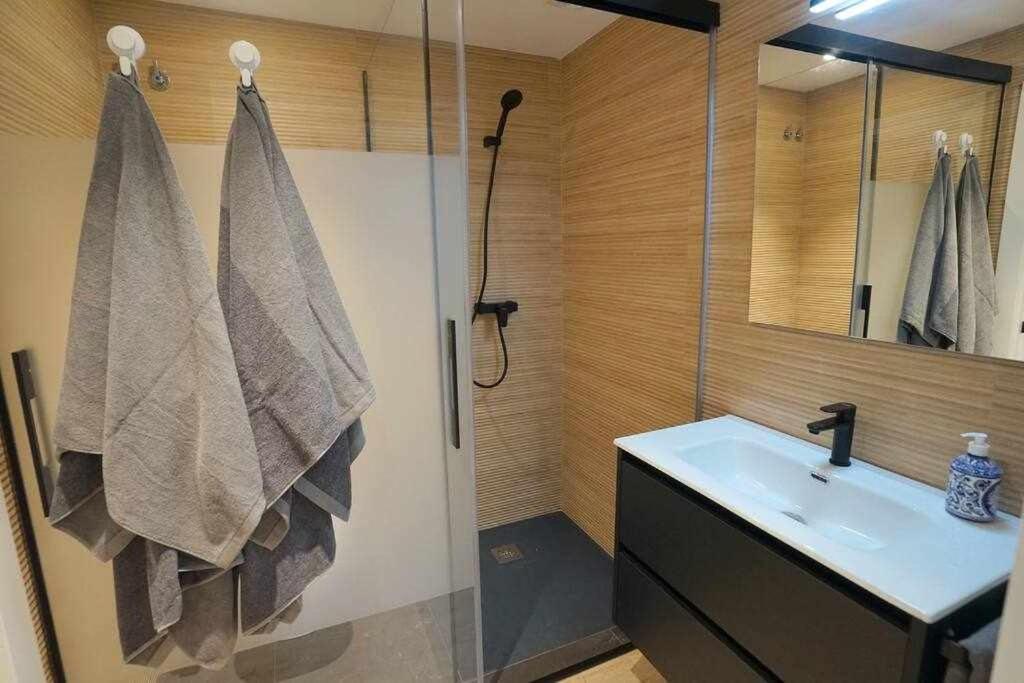 Bilbao Ciudad Del Mundo Arte Teletrabajo Y Ocio Apartment Bagian luar foto
