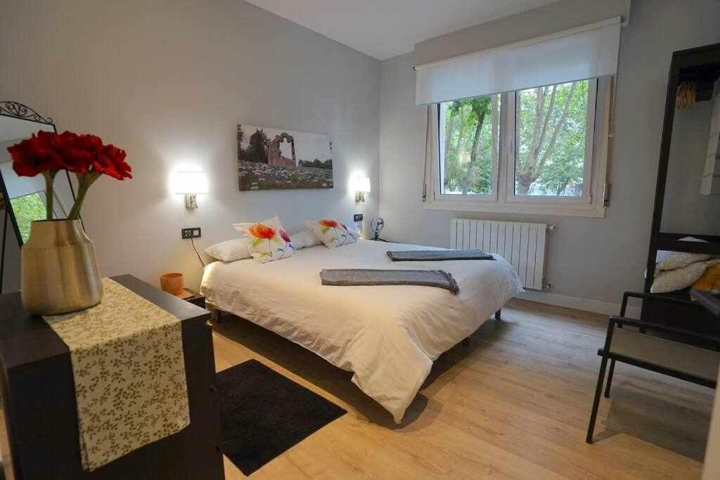 Bilbao Ciudad Del Mundo Arte Teletrabajo Y Ocio Apartment Bagian luar foto